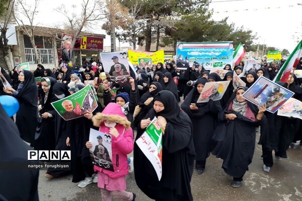 راه پیمایی 22 بهمن در تربت جام