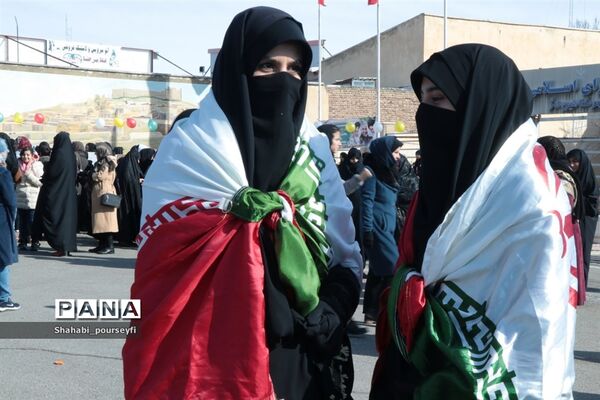راهپیمایی 22بهمن ماه در شهرستان شاهین دژ