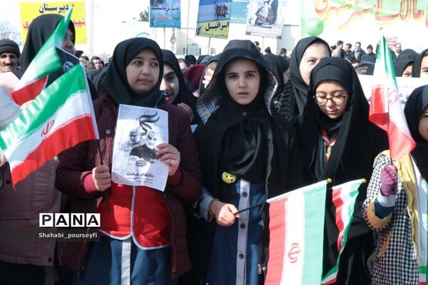 راهپیمایی 22بهمن ماه در شهرستان شاهین دژ