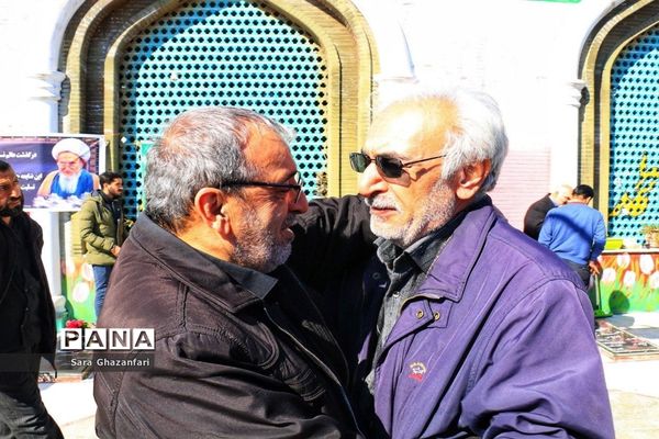 آیین تشییع و خاکسپاری پیکر آیت‌الله طبرسی