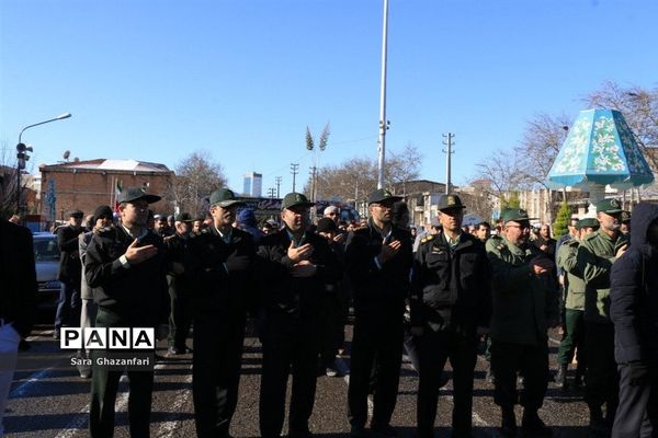 آیین تشییع و خاکسپاری پیکر آیت‌الله طبرسی