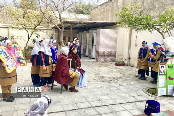 برگزاری جشن دهه فجر در مدارس داراب