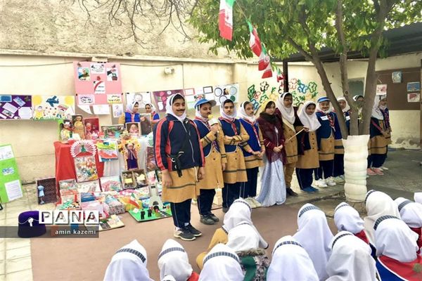 برگزاری جشن دهه فجر در مدارس داراب