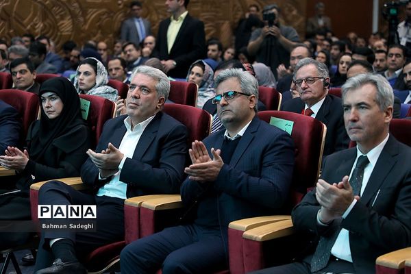 افتتاح سیزدهمین نمایشگاه بین المللی گردشگری و سی و سومین نمایشگاه ملی صنایع دستی تهران