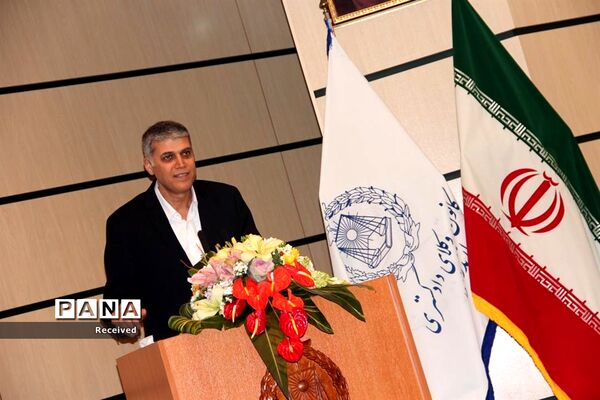 نشست کانون وکلای دادگستری مازندران با حضور معاون حقوقی رئیس جمهوری
