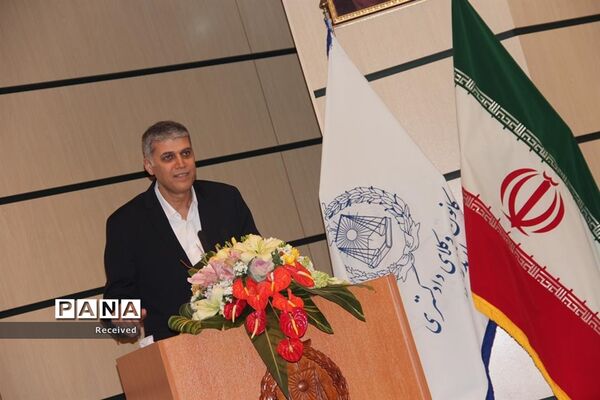 نشست کانون وکلای دادگستری مازندران با حضور معاون حقوقی رئیس جمهوری