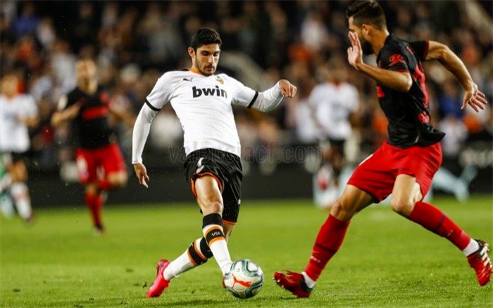 لالیگا؛ هدیه ویژه به رئال مادرید و بارسلونا رسید