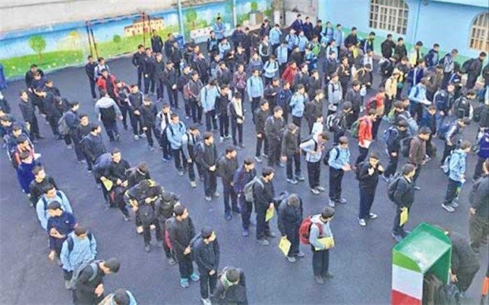 روانشناسان پشت درهای بسته مدارس