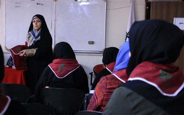 برگزاری جلسه توانمند سازی مربیان پیشتاز منطقه یک در کانون رضوان