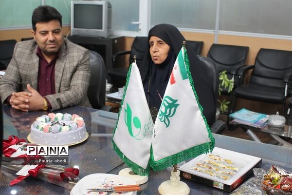 تکریم همکاران زن سازمان دانش‌آموزی استان بوشهر