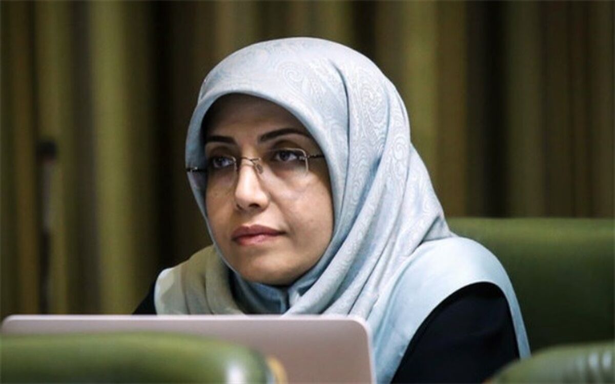 فخاری: سهم ۳۰ درصدی زنان در مدیریت شهری و شورای شهر رعایت شود