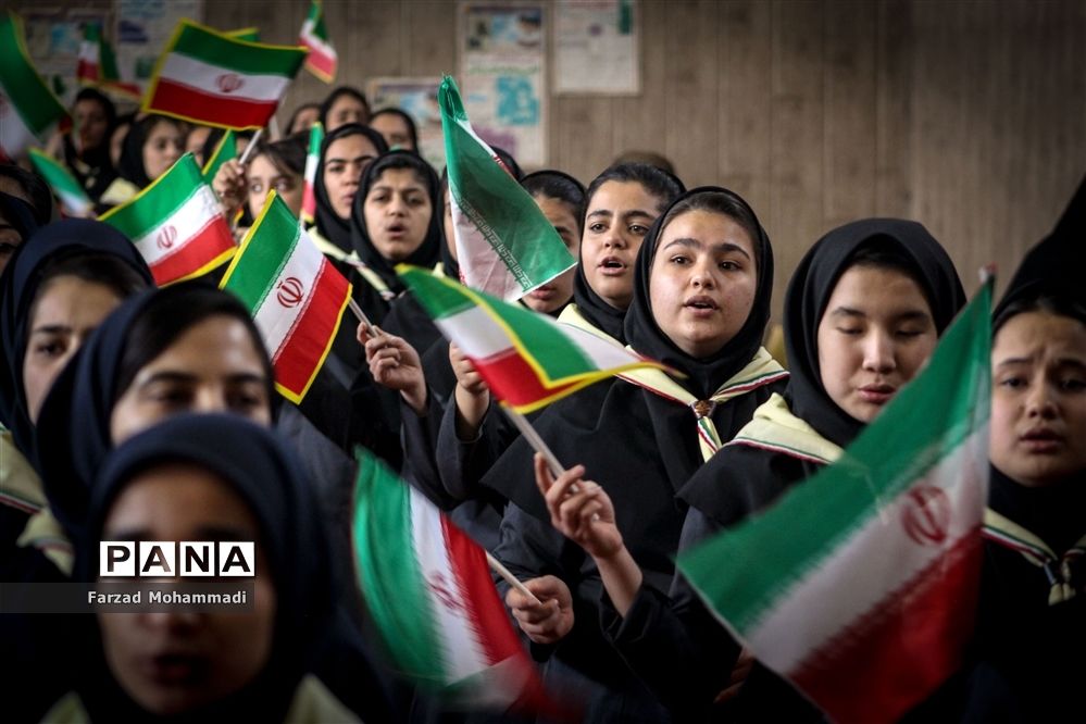 برگزاری مانور تشکیلاتی یاوران  انقلاب درچهاردانگه