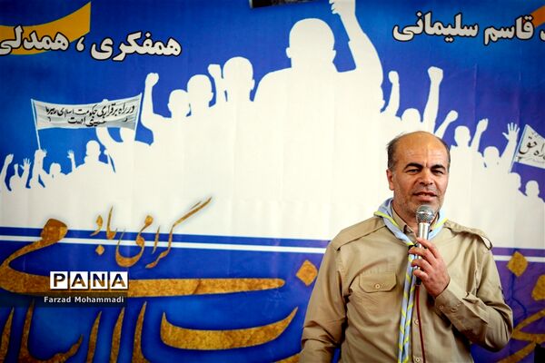 برگزاری مانور تشکیلاتی یاوران  انقلاب درچهاردانگه