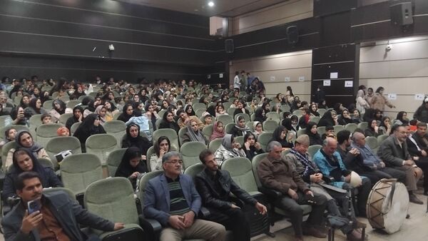 برگزاری مراسم گرامیداشت شب یلدا در نورآباد لرستان