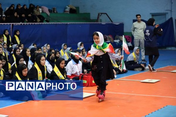 سالن شهید رجایی ورامین میزبان همایش یاوران انقلاب