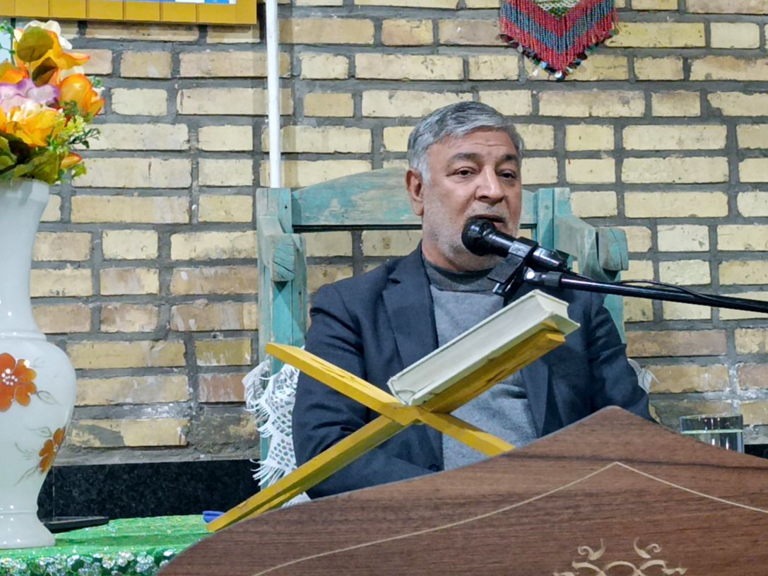 ملت ایران با ایستادگی خود دشمن را در دوازده روز متقاعد کردند