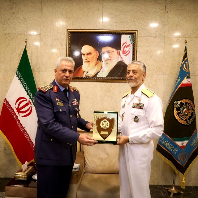 حضور رئیس دانشگاه دفاع ملی عراق در ستاد فرماندهی کل ارتش