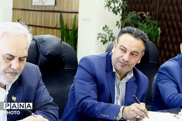 تمرکز فرمانداری فیروزکوه بر دو محور «برنامه‌های فرهنگی» و «ایمنی محورهای مواصلاتی» در روزهای پایانی شهریور