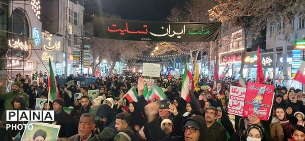 تجمع و راهپیمایی مردم بجنورد برای بیعت با رهبر جدید