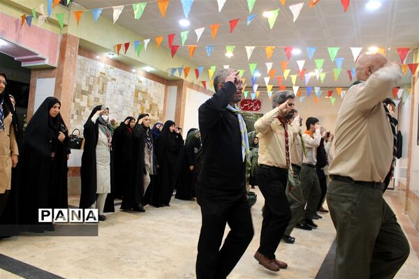 جلسه توجیهی مربیان راهنما و مربیان مدارس ویژه تشکل پیشتاز سازمان دانش‌آموزی استان البرز