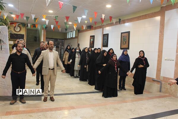 جلسه توجیهی مربیان راهنما و مربیان مدارس ویژه تشکل پیشتاز سازمان دانش‌آموزی استان البرز