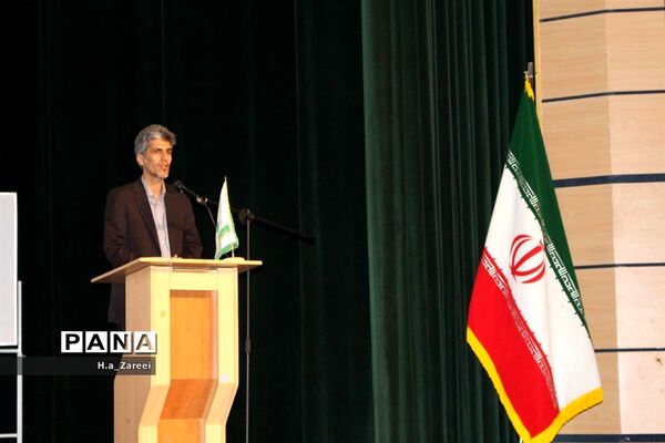 دهمین دوره انتخابات مجلس دانش آموزی استان اصفهان-پسران