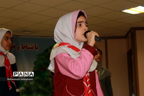 برگزاری همایش پیشتازان درکانون فرهنگی تربیتی آفتاب منطقه19