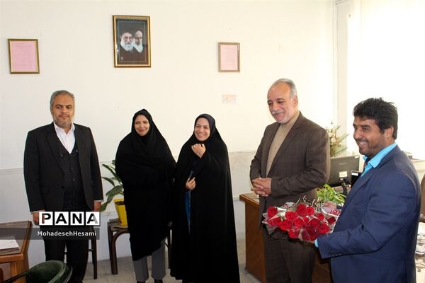 تجلیل از بانوان فرهنگی به مناسبت هفته زن