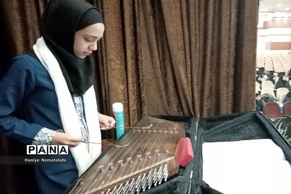 جشنواره سرود و نمایش مدارس  آباده