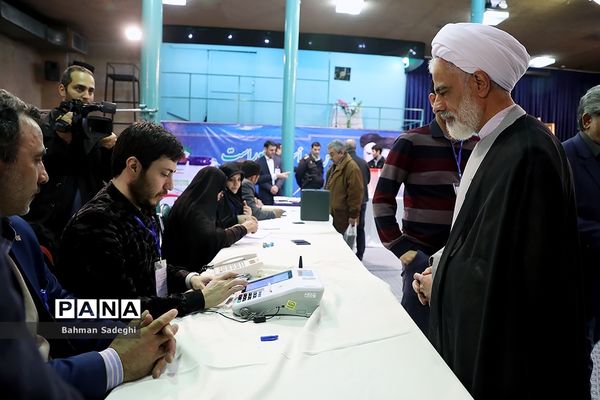 یازدهمین دوره انتخابات مجلس شورای اسلامی و میان‌دوره‌ای مجلس خبرگان رهبری