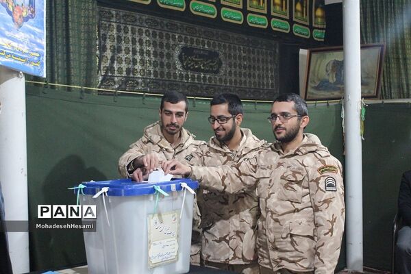 حضور با شکوه مردم شهرستان بیرجند در یازدهمین  انتخابات مجلس