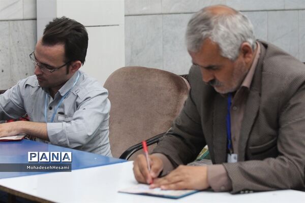 حضور با شکوه مردم شهرستان بیرجند در یازدهمین  انتخابات مجلس