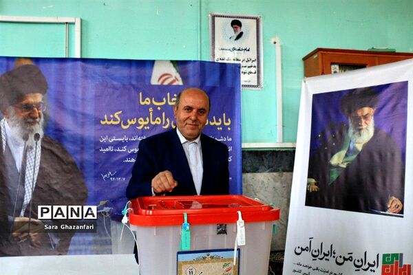 یازدهمین دوره انتخابات مجلس شورای اسلامی در ساری