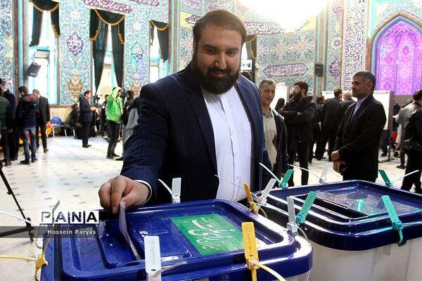 یازدهمین دوره انتخابات مجلس شورای اسلامی و میان‌دوره‌ای مجلس خبرگان رهبری