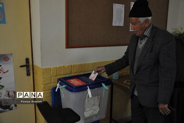 یازدهمین دوره انتخابات مجلس شورای اسلامی و میان‌دوره‌ای مجلس خبرگان رهبری در شهرستان خوسف خراسان جنوبی