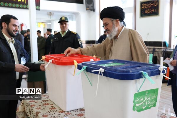حضور پرشور مردم آباده در انتخابات مجلس شورای اسلامی
