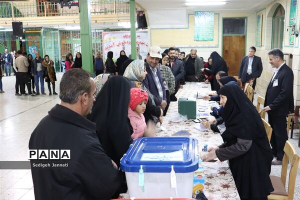 حضور پرشور مردم آباده در انتخابات مجلس شورای اسلامی