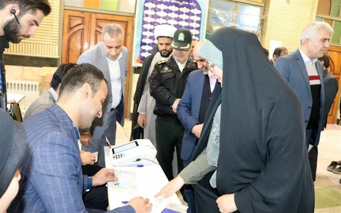 حضور مردم شهرقدس در پای صندوق های رأی انتخابات دوم اسفند ۹۸