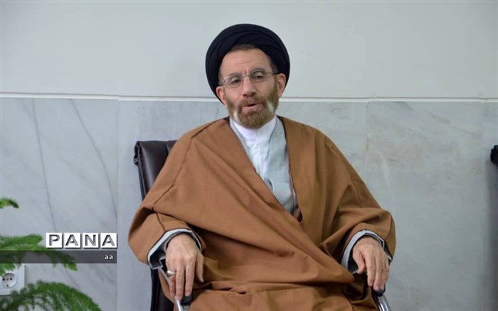 نماینده ولی فقیه در لرستان از مردم برای شرکت در انتخابات تشکر کرد