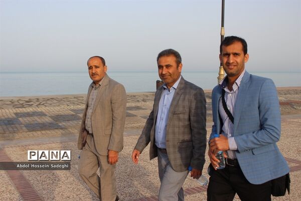 پیاده‌روی کارکنان اداره‌کل آموزش و پرورش استان بوشهر