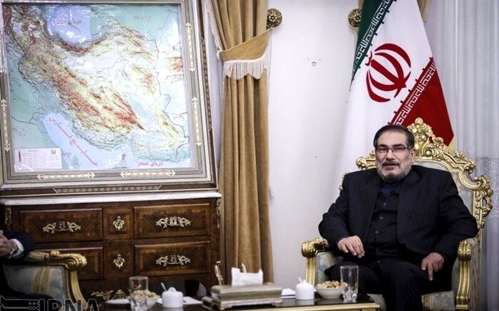 درخواست شمخانی از دادستان کل برای صحت‌سنجی ادعای نماینده قم