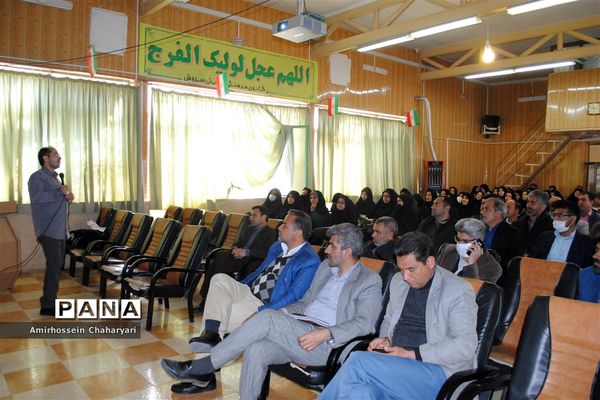 جلسه توجیهی پیشگیری از کرونا در تایباد