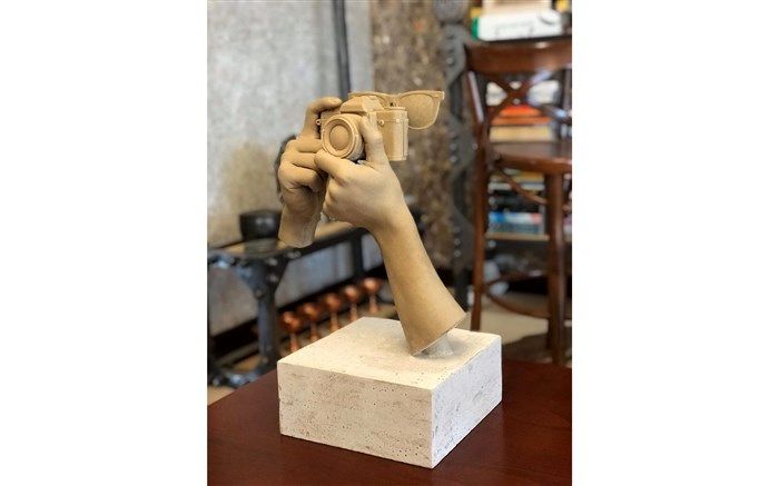 مجسمه عباس کیارستمی آماده نصب شد