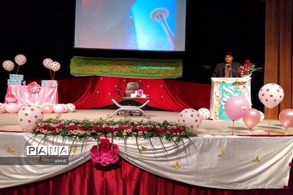 تجلیل از بانوان فرهنگی بهاباد