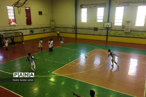 مسابقات فوتسال دانش آموزان پسران دشتستانی