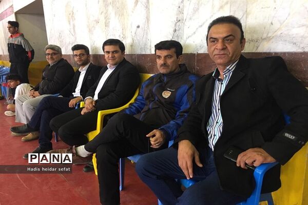 مسابقات فوتسال دانش آموزان پسران دشتستانی