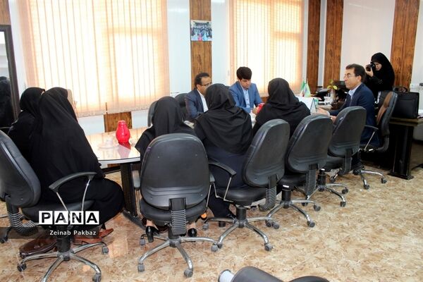 جلسه کارگروه مراکز پیش دبستانی اداره‌کل آموزش و پرورش استان بوشهر