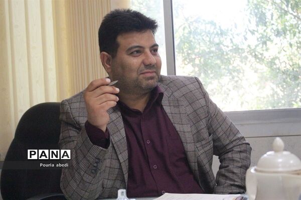 جلسه ستاد استانی جشن نیکو کاری در اداره‌کل آموزش و پرورش استان بوشهر