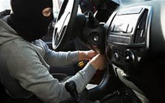 اعتراف به  200 فقره سرقت لوازم داخل خودرو در البرز