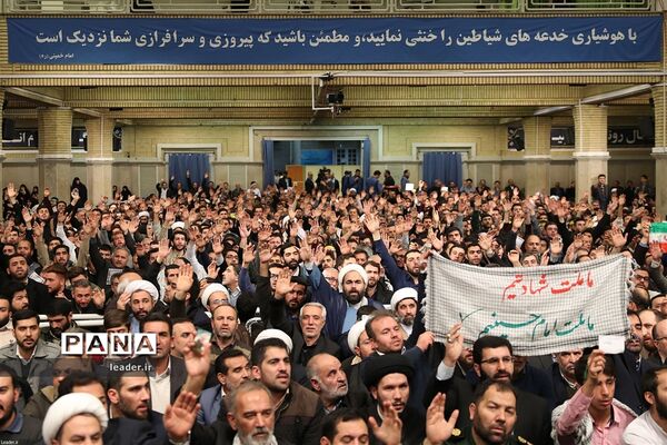دیدار هزاران نفر از مردم استان آذربایجان شرقی با رهبر معظم انقلاب